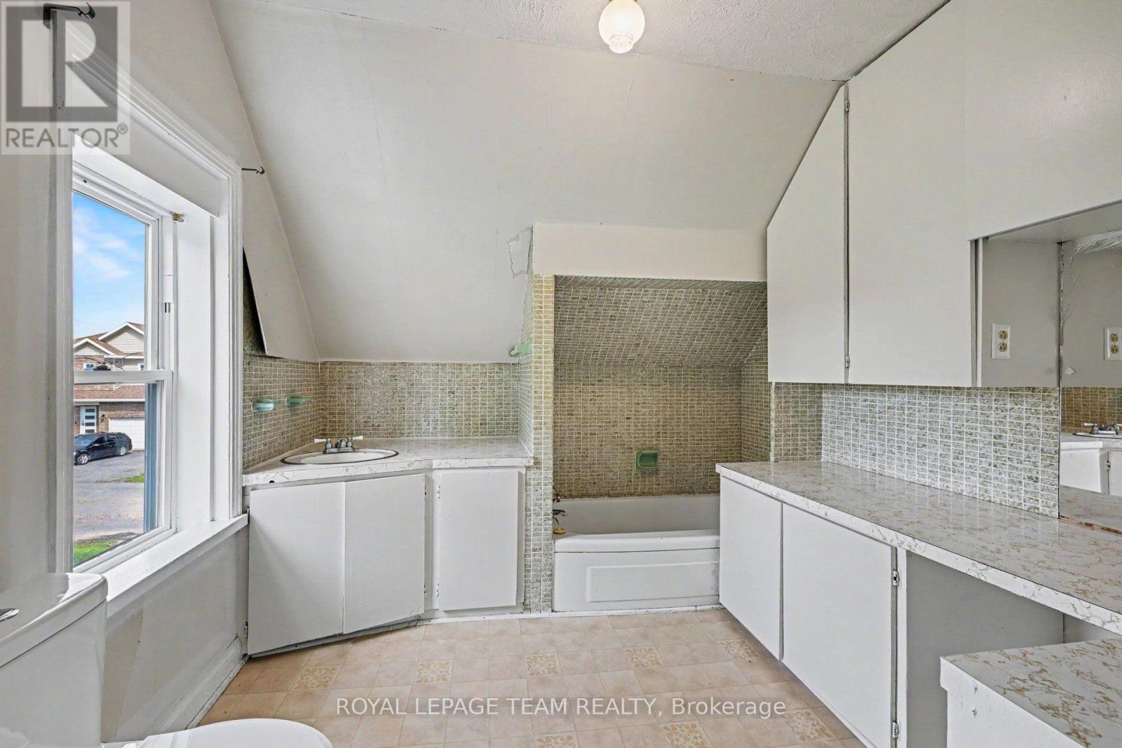 10526 VAN ALLEN ROAD - 21