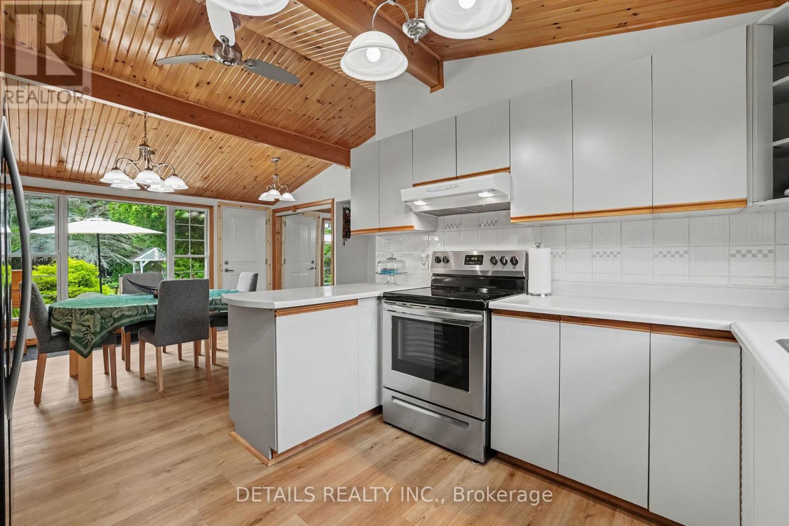 225 SCOTCH LINE ROAD W - 11