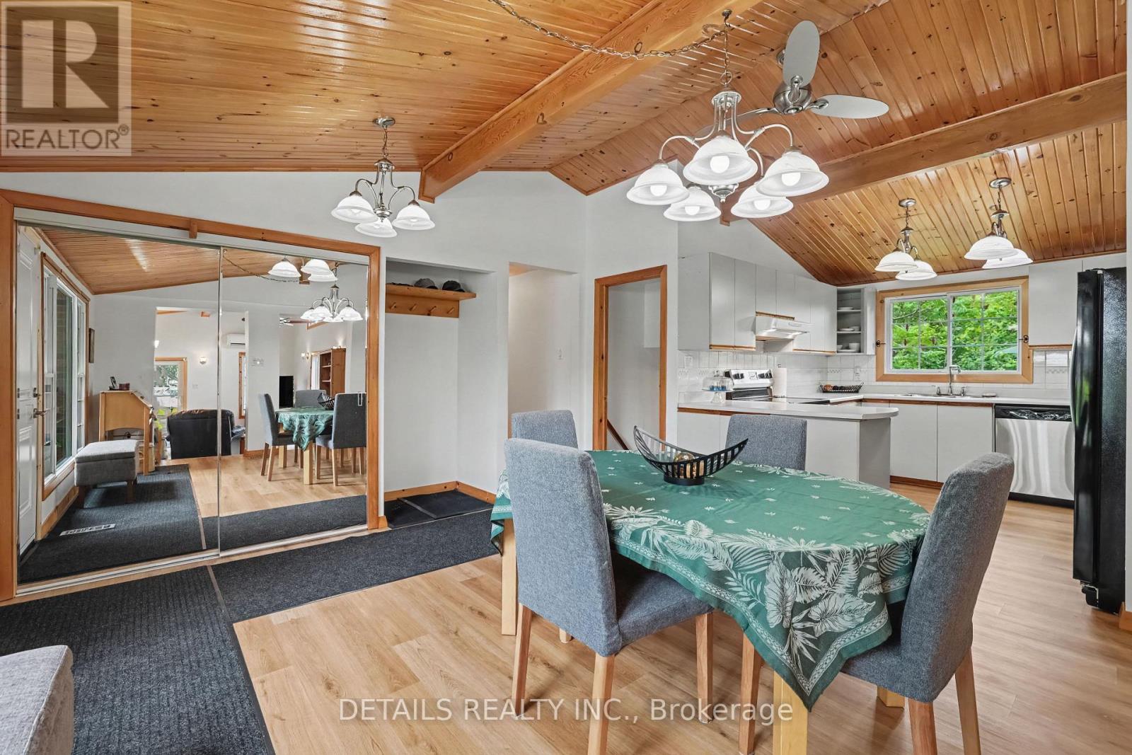 225 SCOTCH LINE ROAD W - Image 8