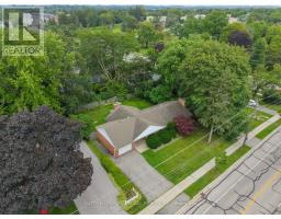 261 Carol Avenue, Newmarket, ON L3Y4T2 Photo 42