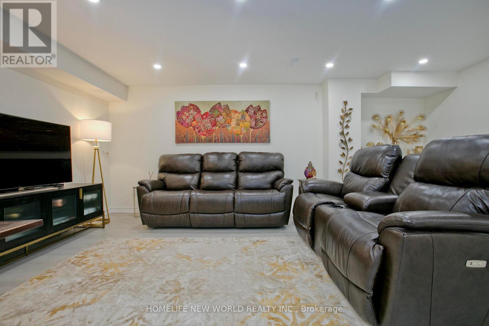 153 ALEXANDER LAWRIE AVENUE - 25