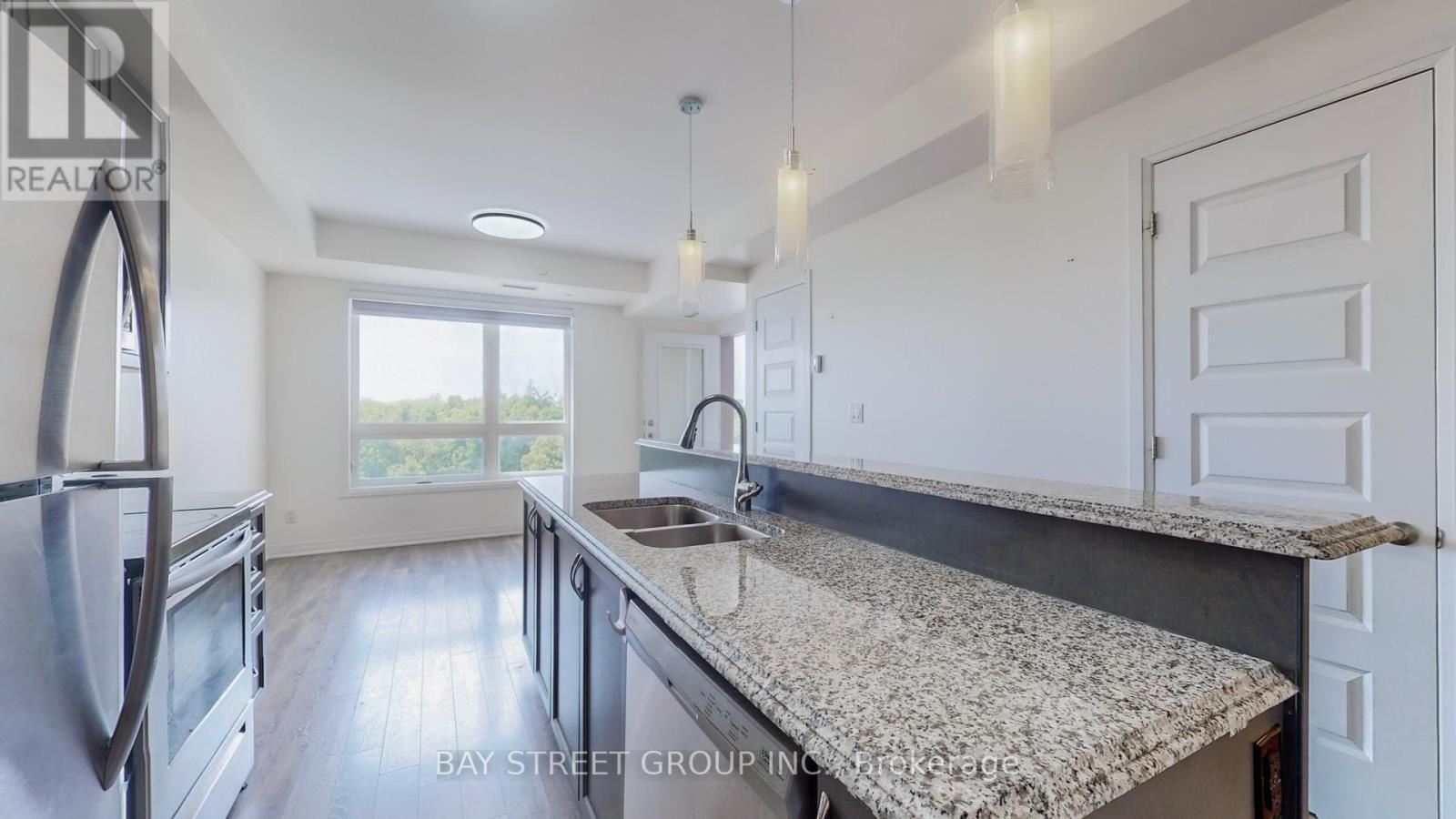 #512 2 ADAM SELLERS STREET - 10