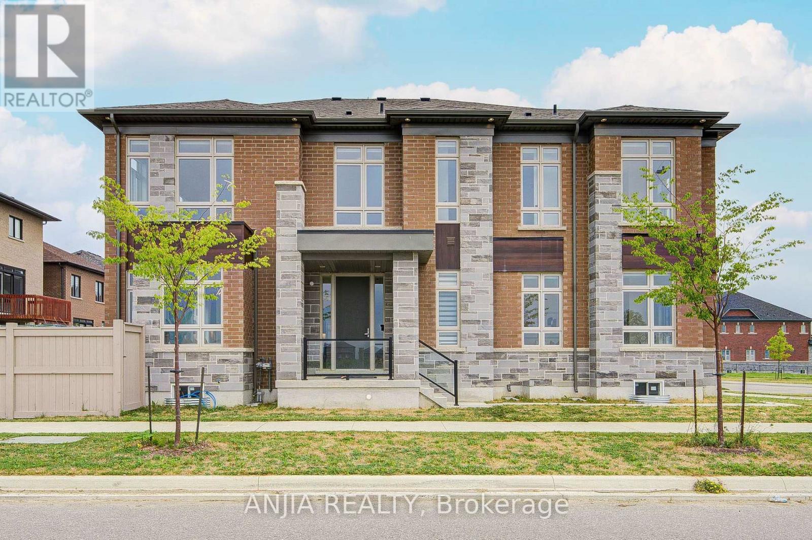Listing photo of 80 WILLIAM LOGAN DRIVE