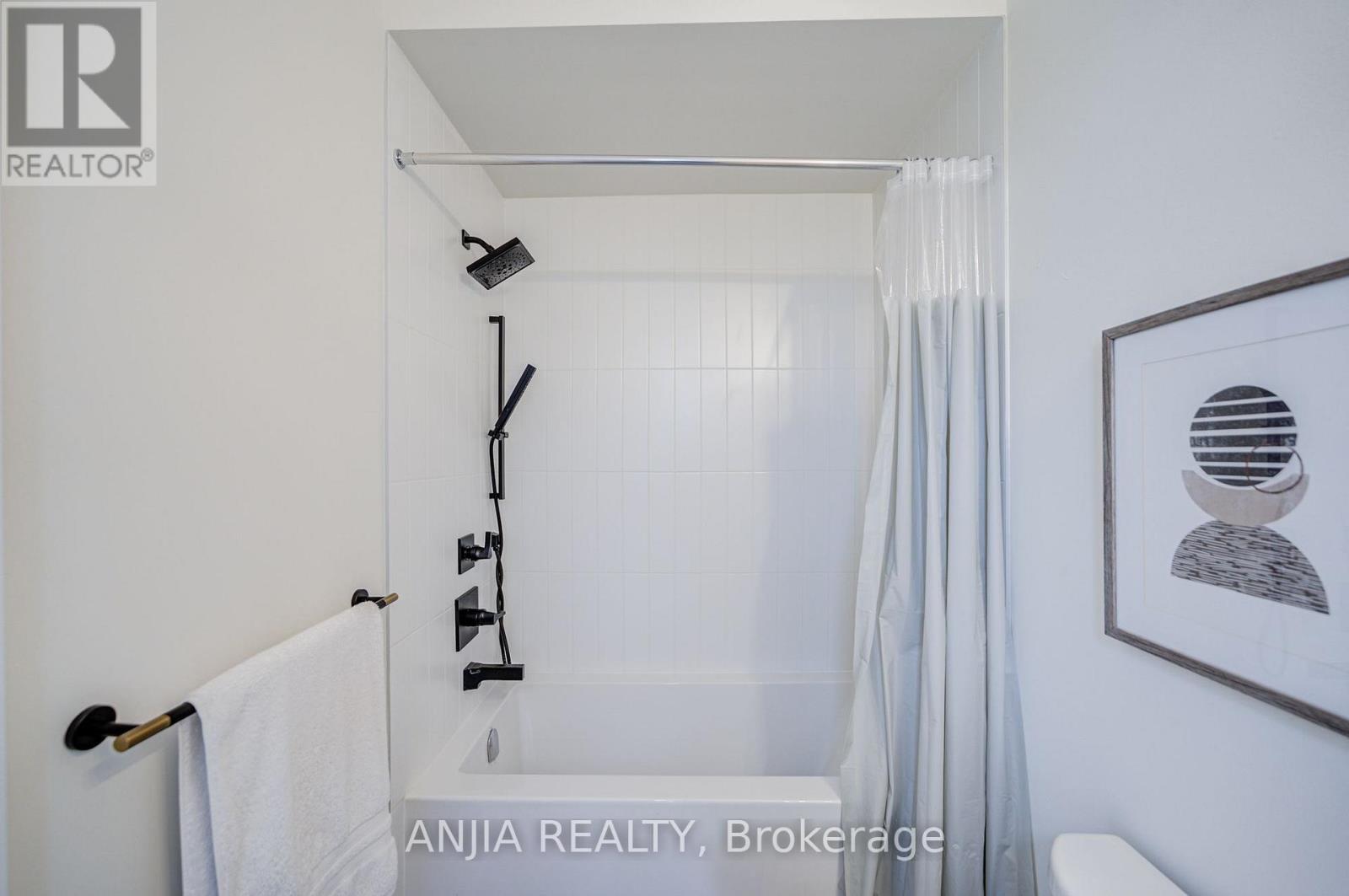 80 WILLIAM LOGAN DRIVE - 38