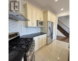 32 Philips Lake Court, Richmond Hill, ON L4E0S8 Photo 11