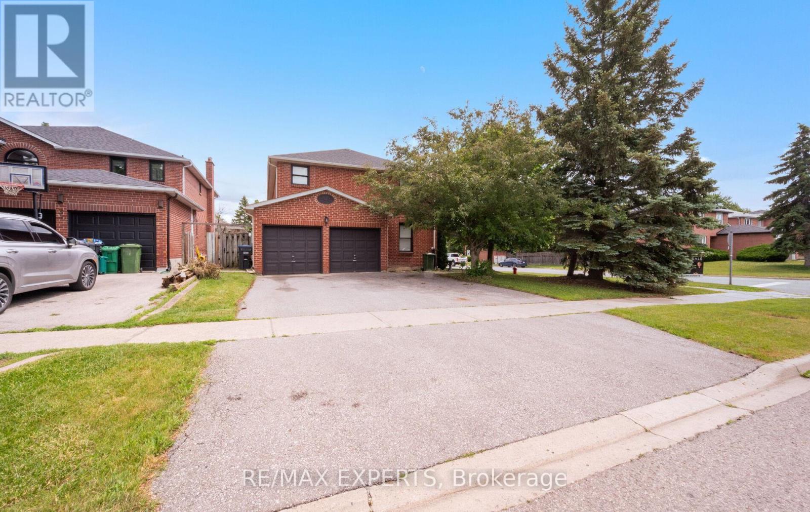 1 GOODFELLOW CRESCENT - 1