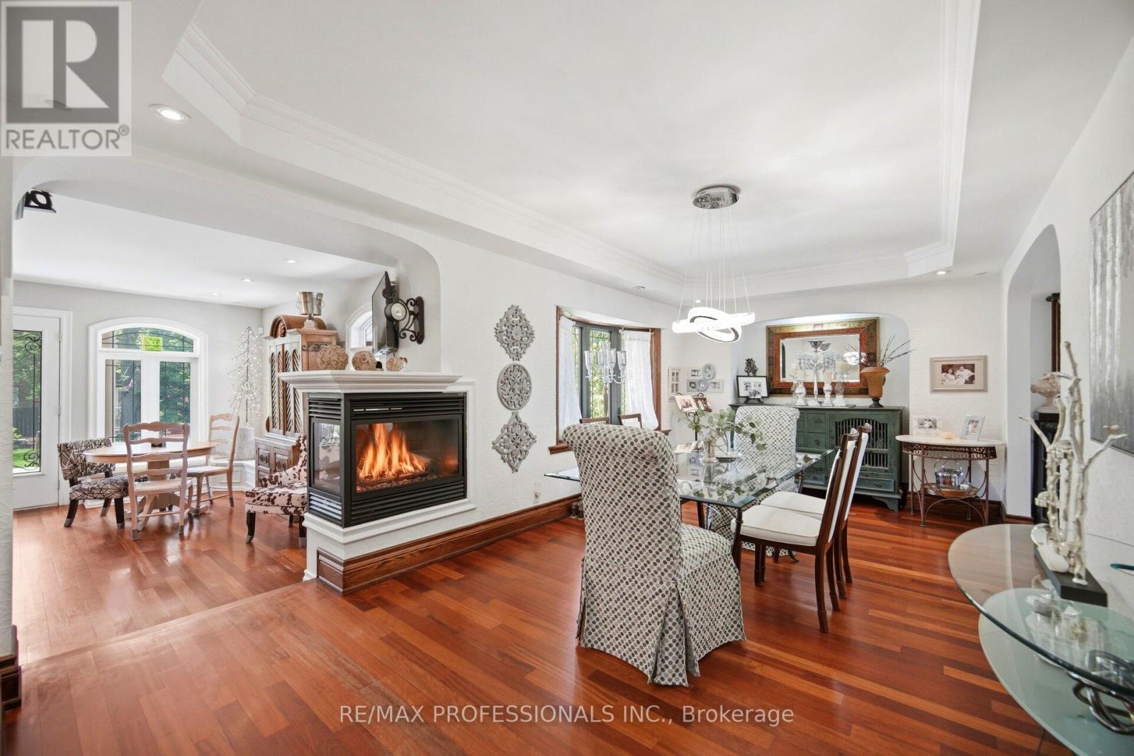 1114 KIPLING AVENUE - 11