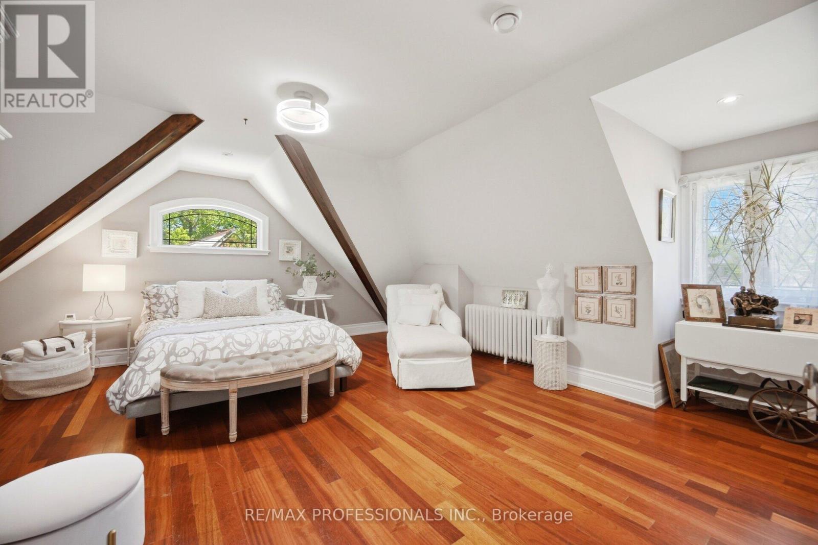 1114 KIPLING AVENUE - 28