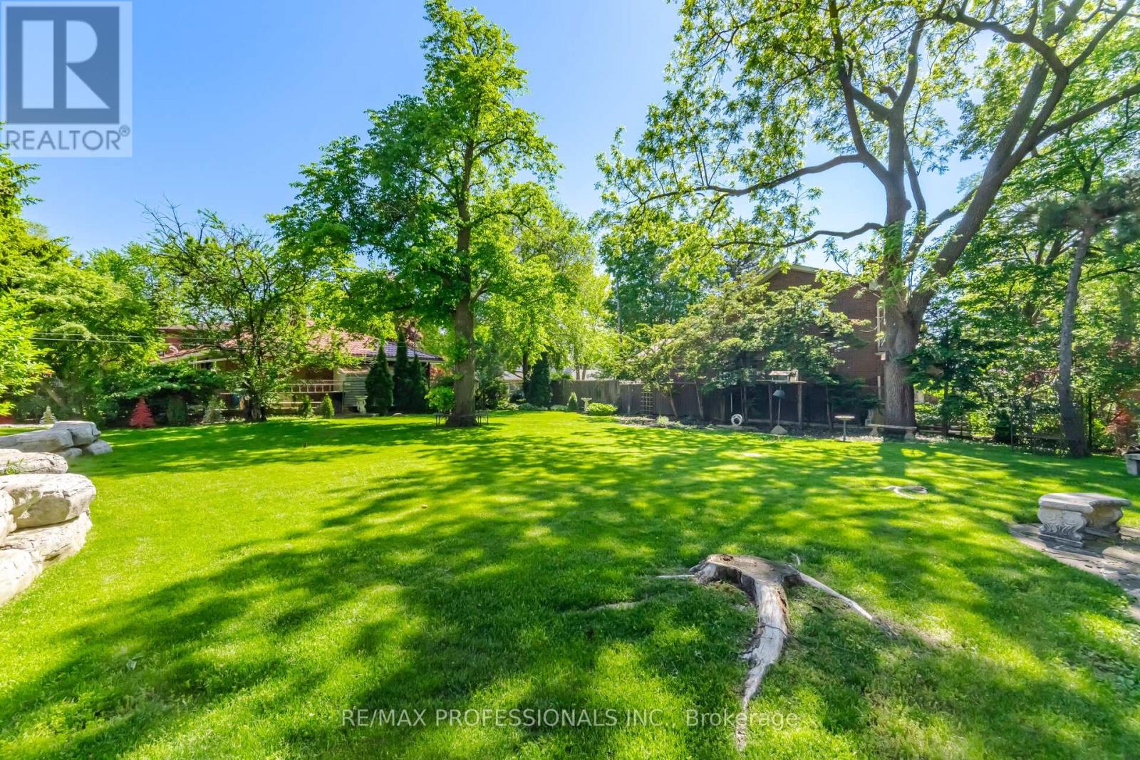 1114 KIPLING AVENUE - 45