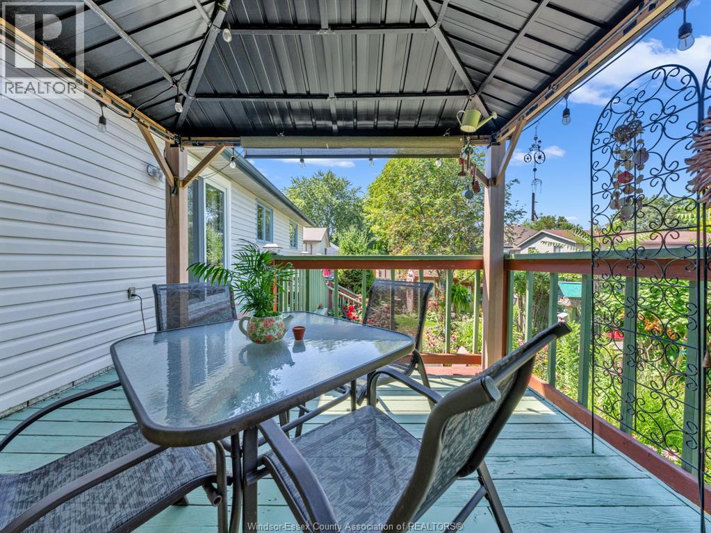 845 SUPERIOR STREET - 39