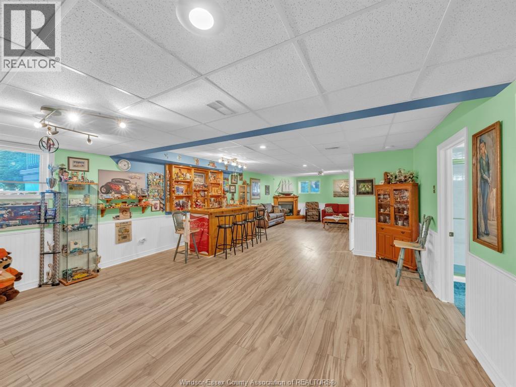 845 SUPERIOR STREET - 30