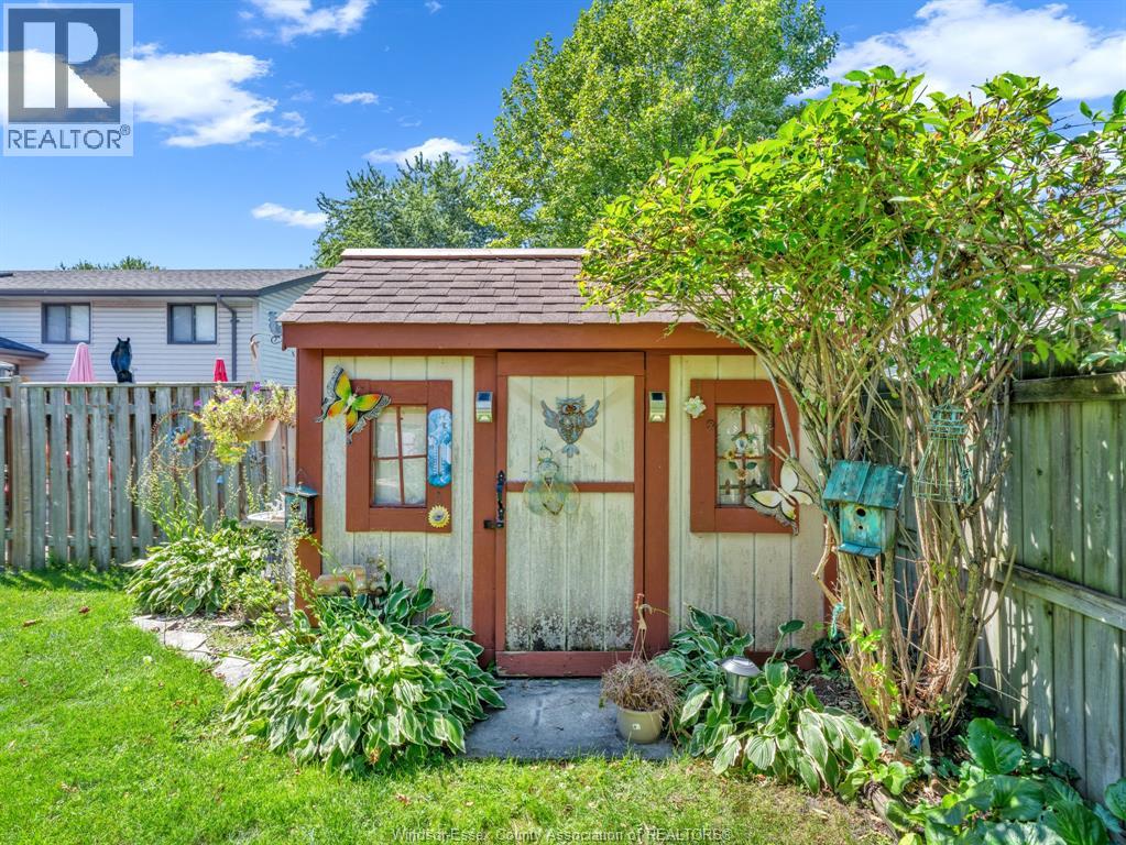 845 SUPERIOR STREET - 40