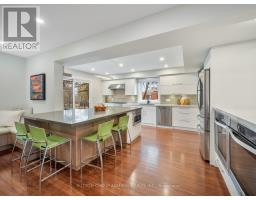 Kitchen - 8 Foxdale Court, Toronto, ON M2K2P2 Photo 13