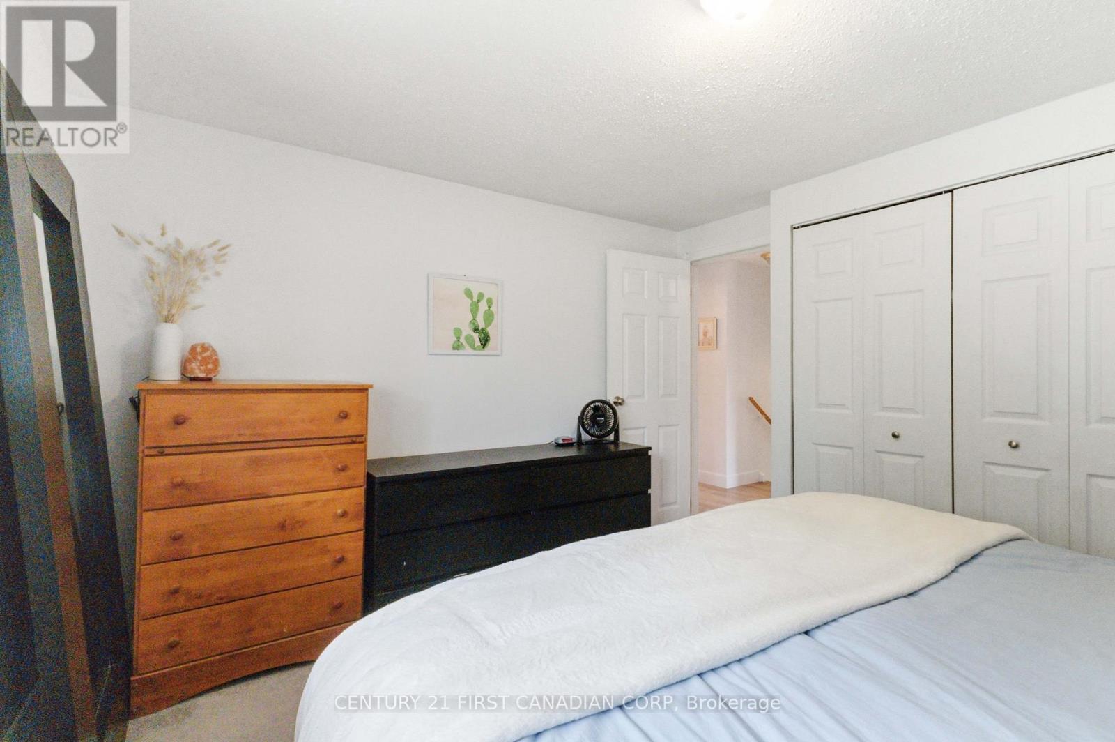 436 FERNDALE AVENUE - Image 18