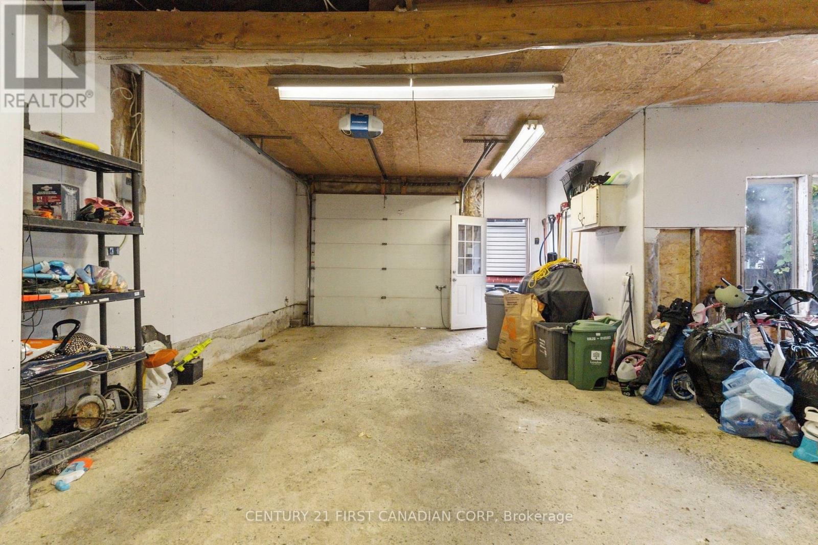 436 FERNDALE AVENUE - Image 32