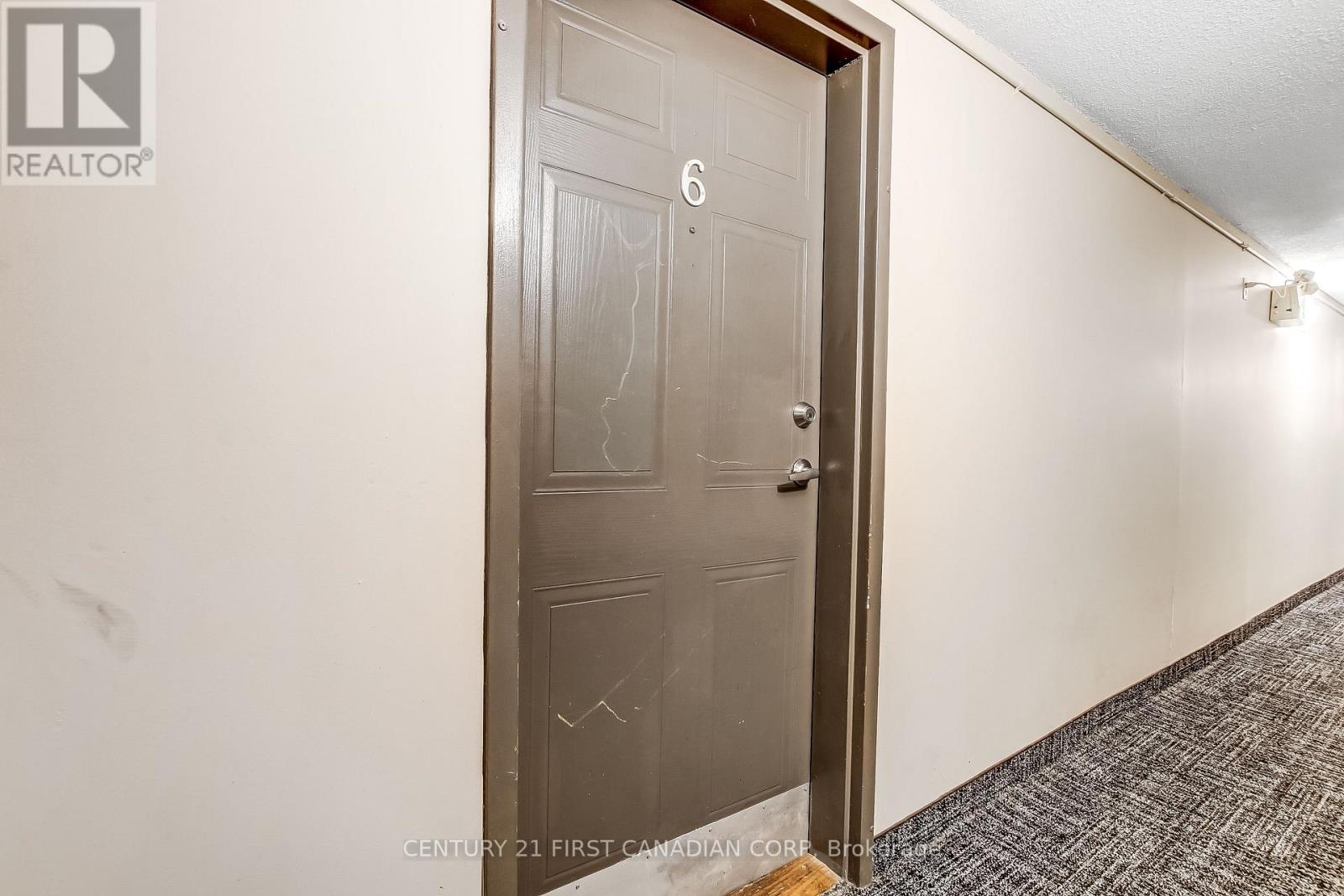 #6 140 CONWAY DRIVE - Image 12
