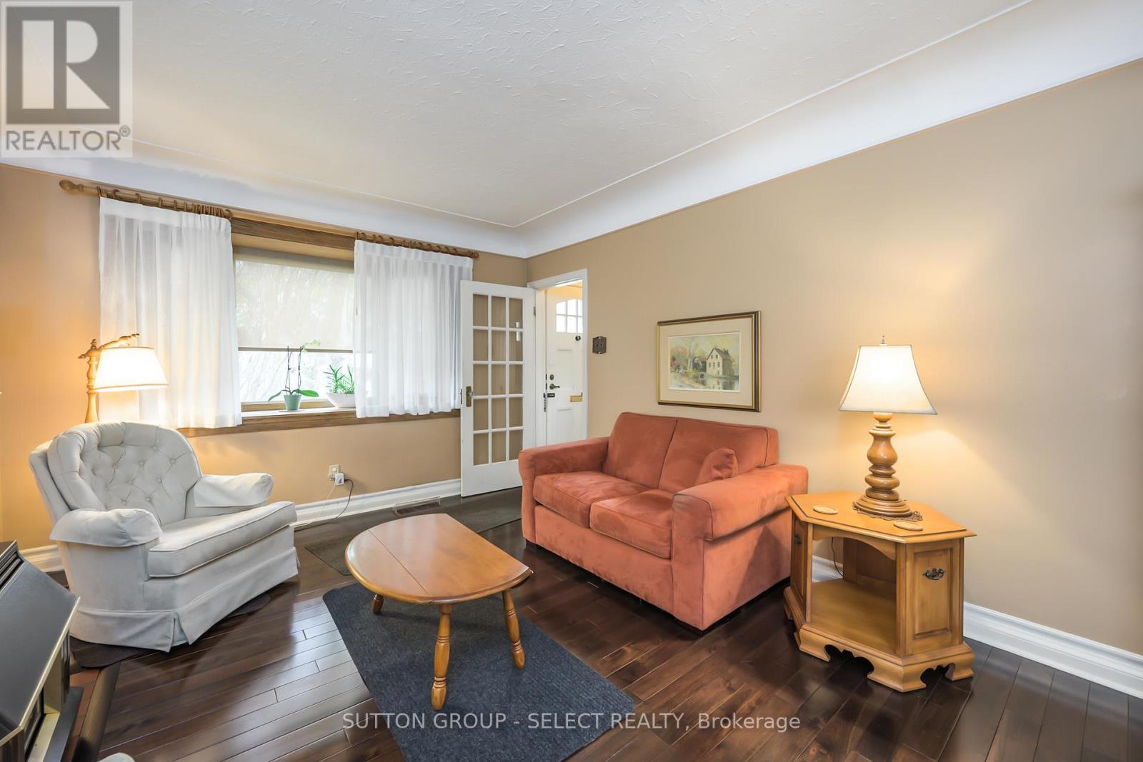 1316 LANGMUIR AVENUE - Image 5