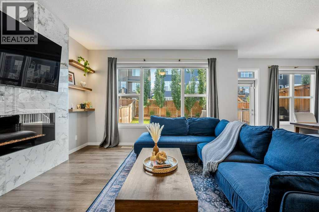 114 Crestbrook Way SW, Crestmont, Calgary photo 4