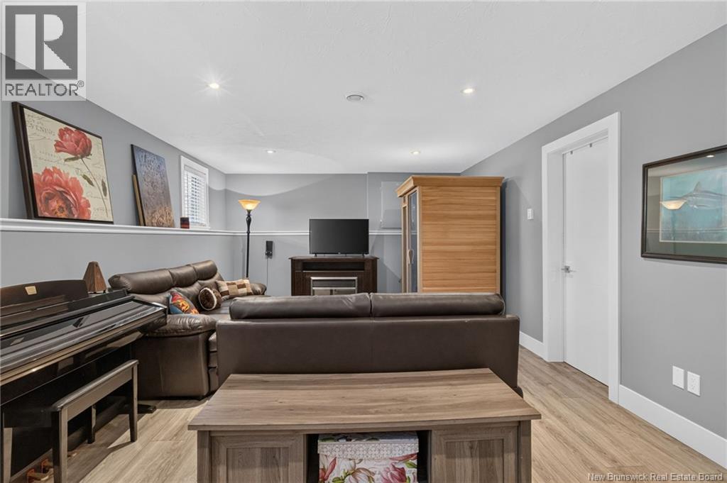 51 Mathias Street - 31