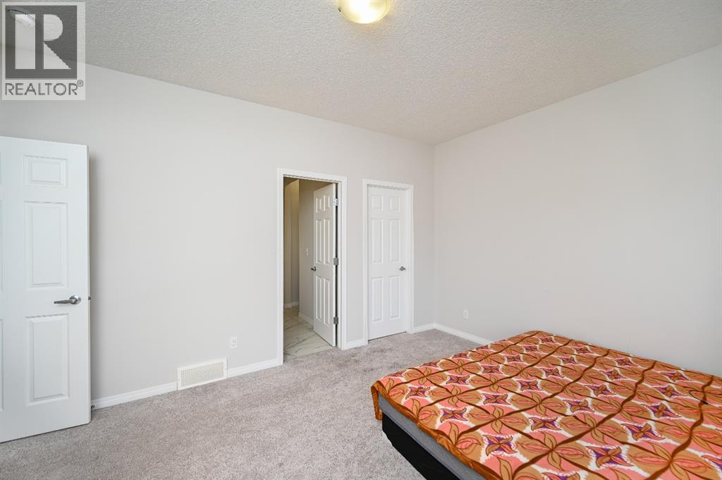 64 Cityside Common NE - 13