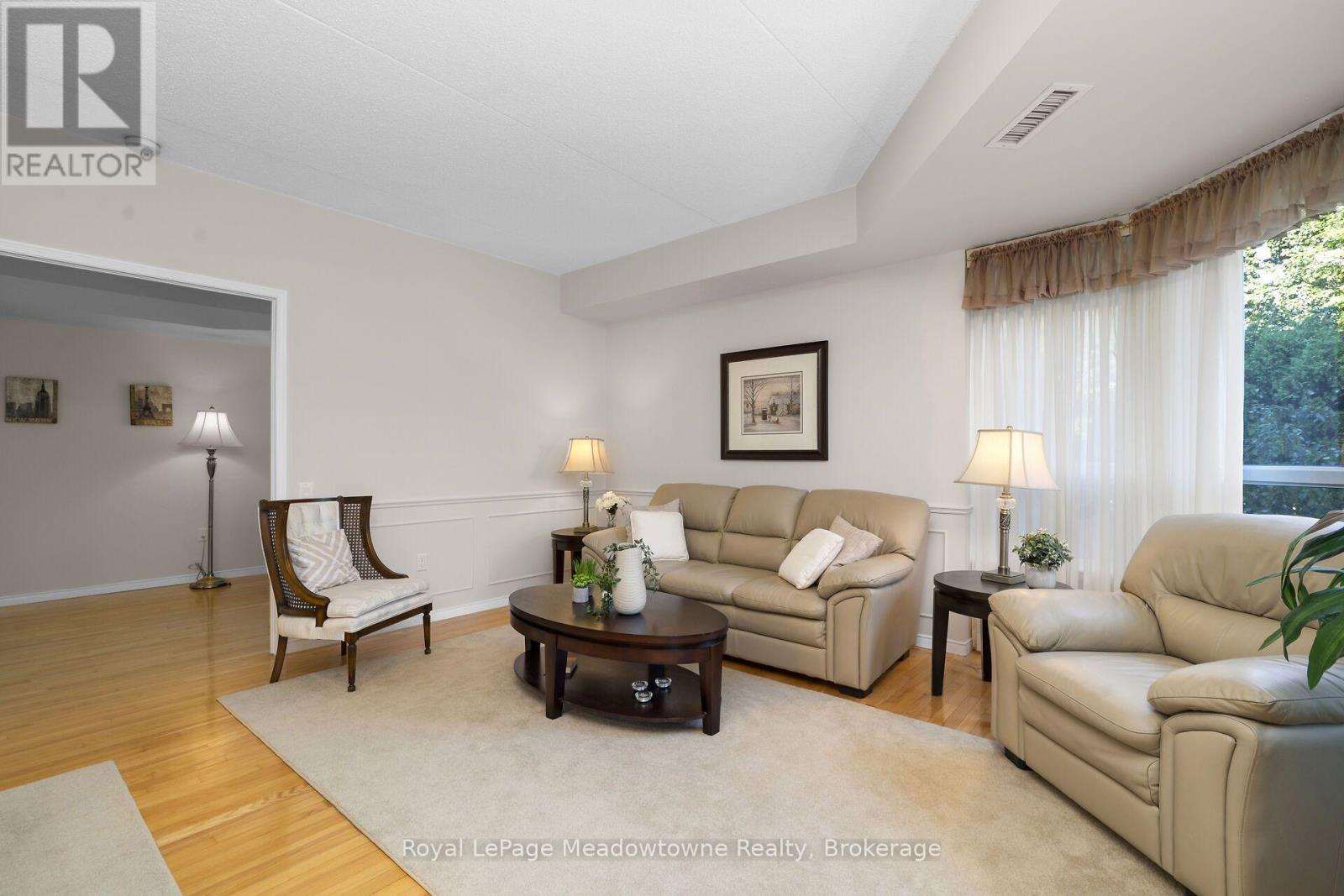 #210 2075 AMHERST HEIGHTS DRIVE - 13
