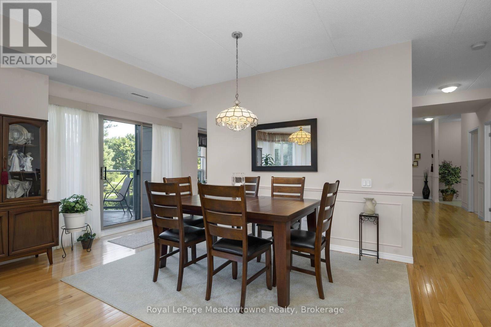 #210 2075 AMHERST HEIGHTS DRIVE - 15