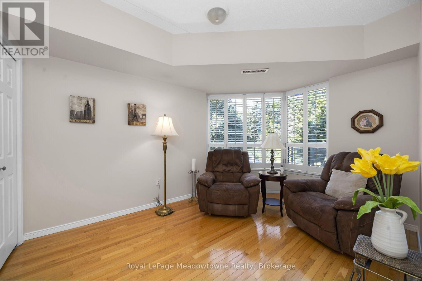 #210 2075 AMHERST HEIGHTS DRIVE - 31