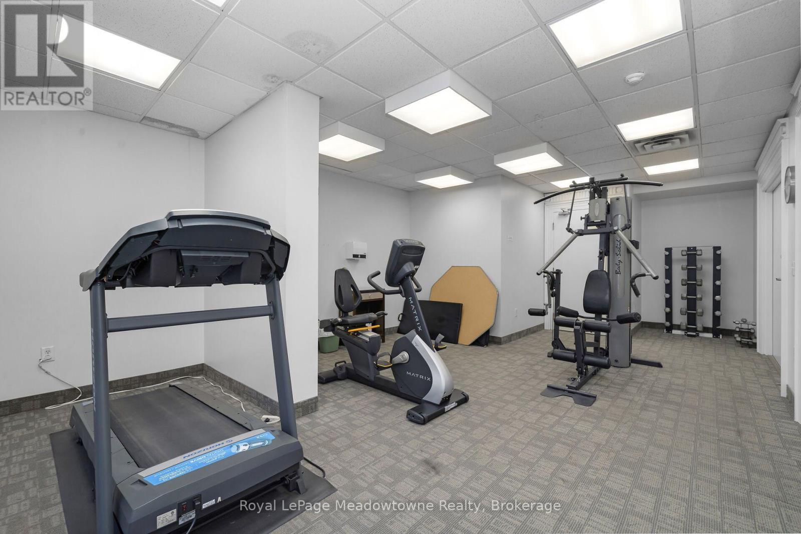 #210 2075 AMHERST HEIGHTS DRIVE - Image 38