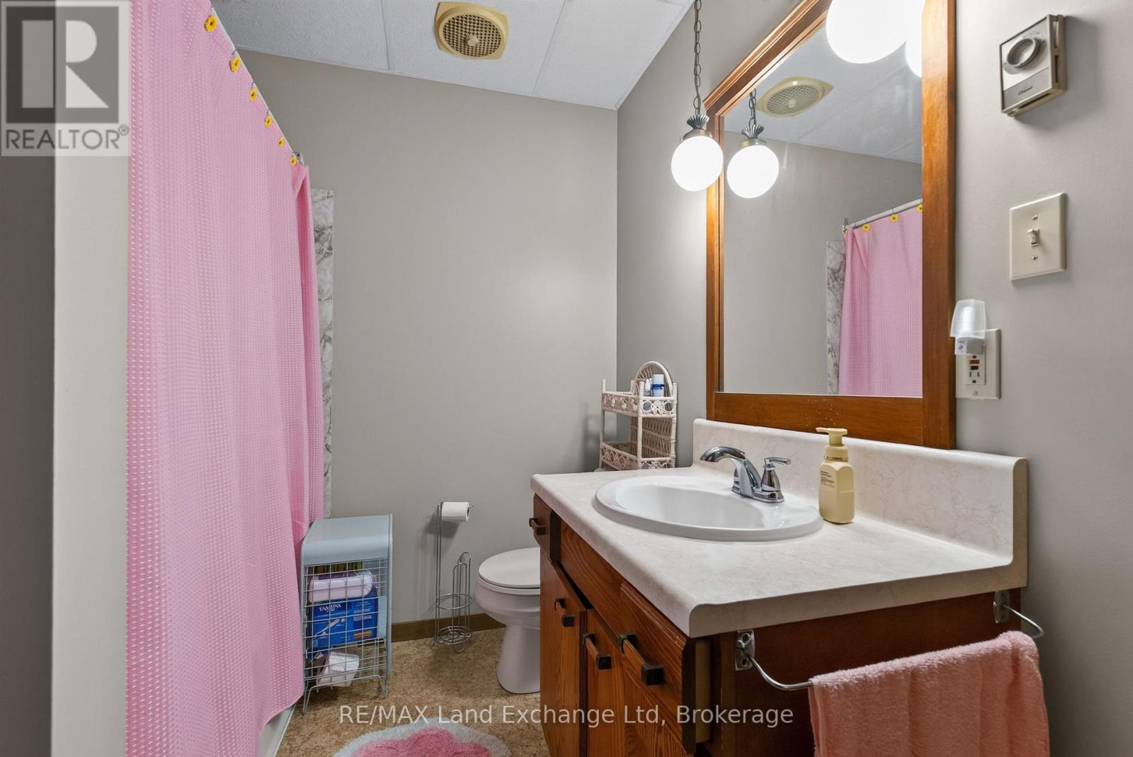 77 MONTREAL STREET - Image 11