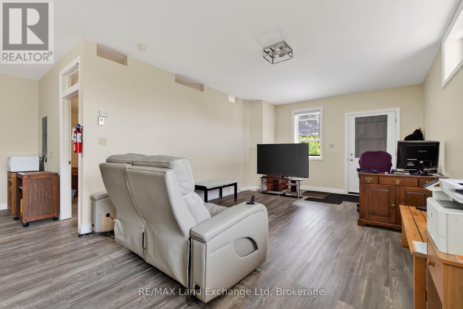 77 MONTREAL STREET - Image 14