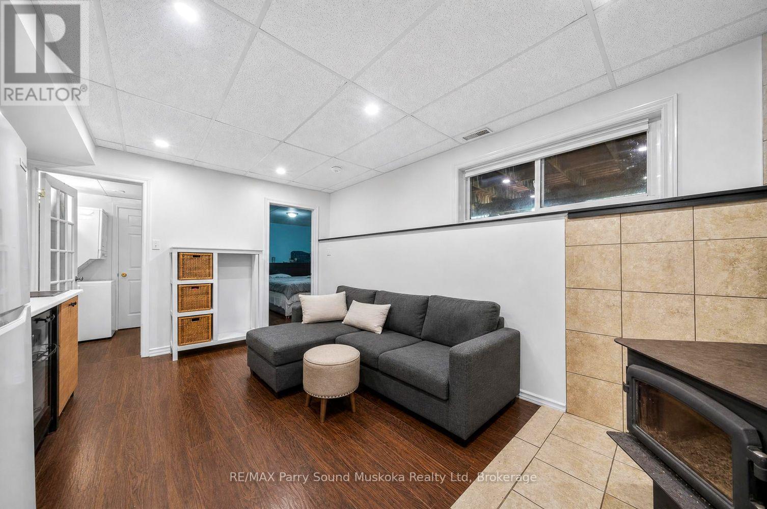 8 MOUNTAIN BASIN DRIVE - 28