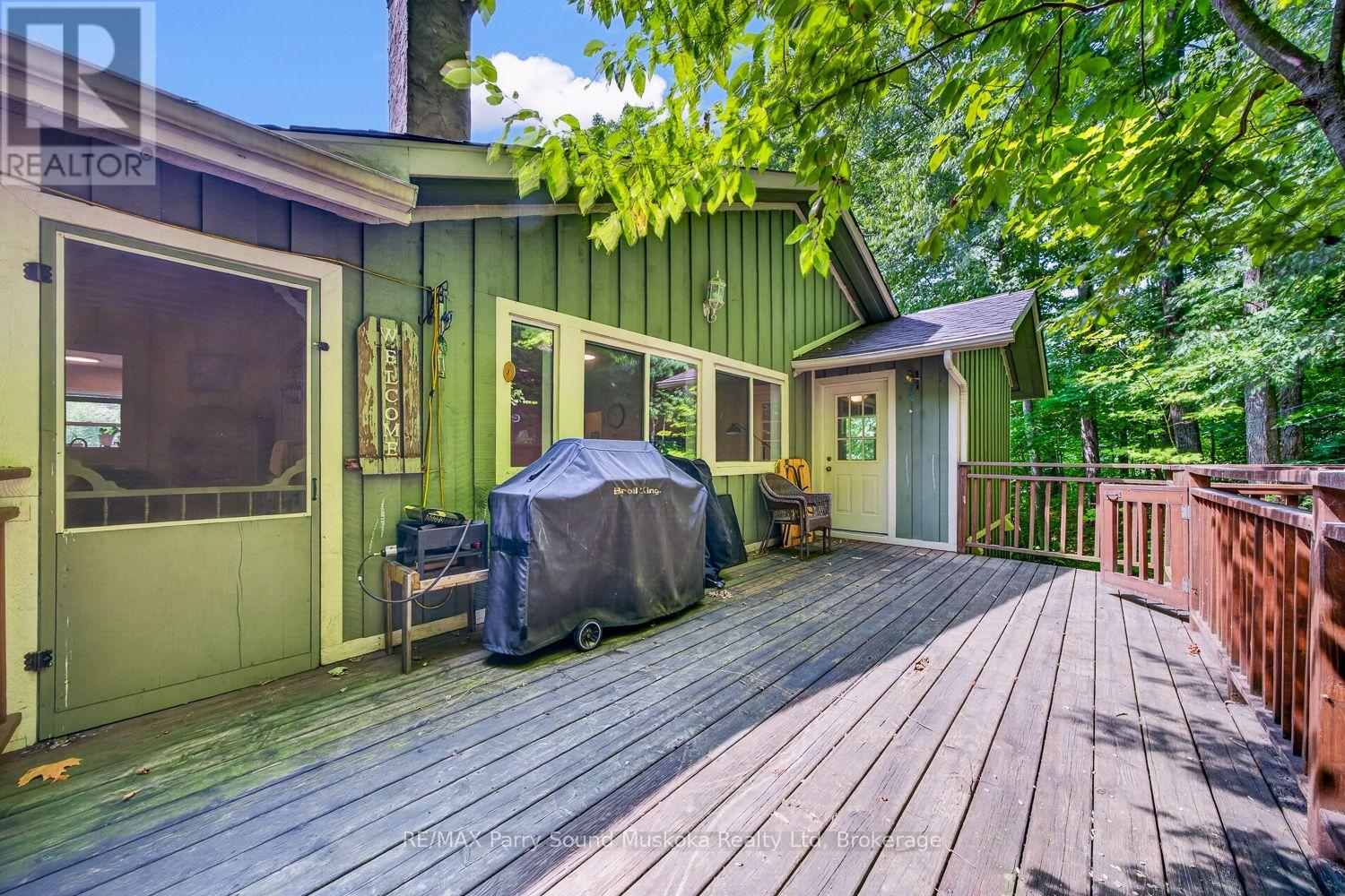 8 MOUNTAIN BASIN DRIVE - 33