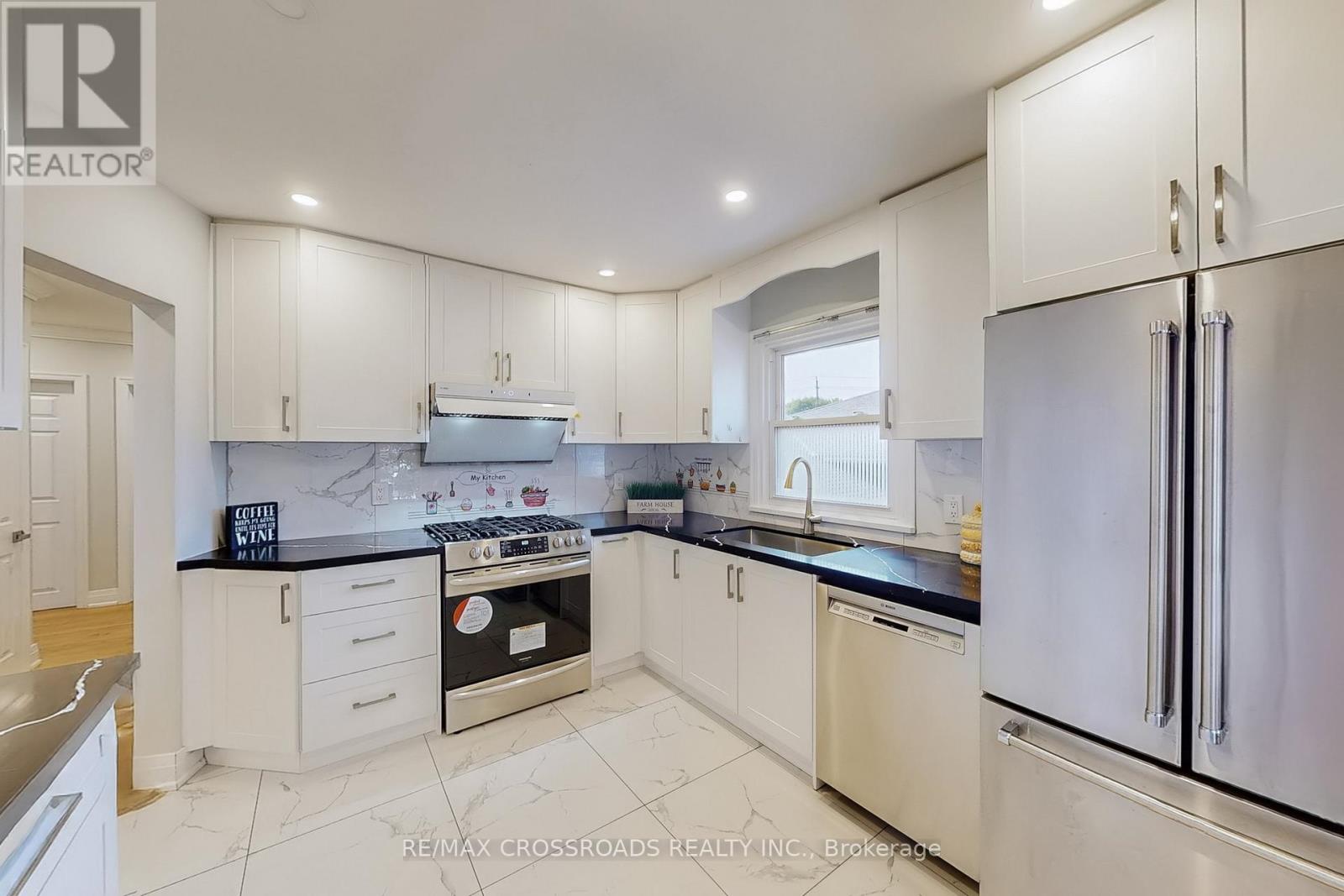 55 ELVASTON DRIVE - 10