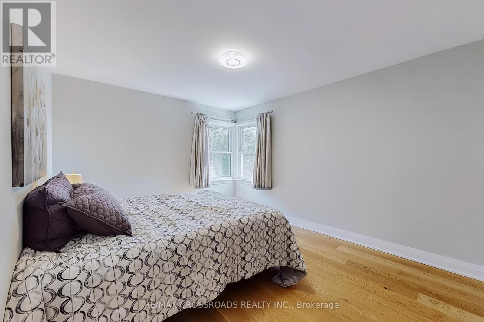 55 ELVASTON DRIVE - 16