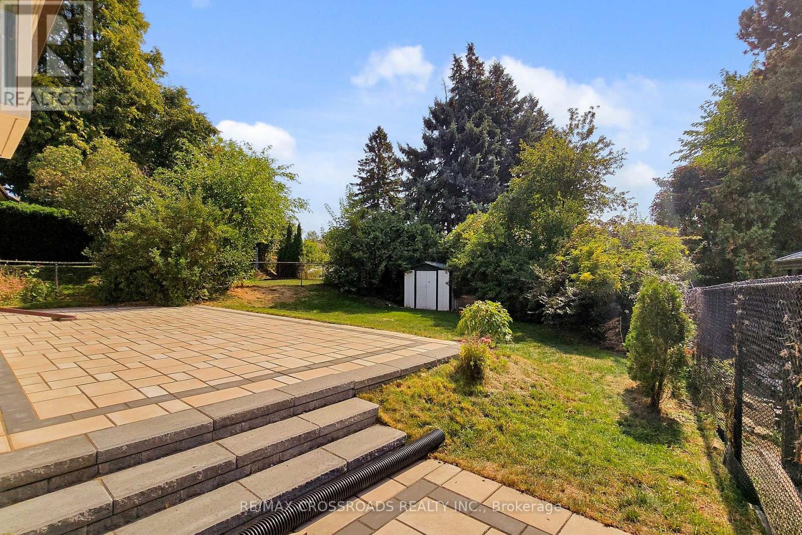 55 ELVASTON DRIVE - 31