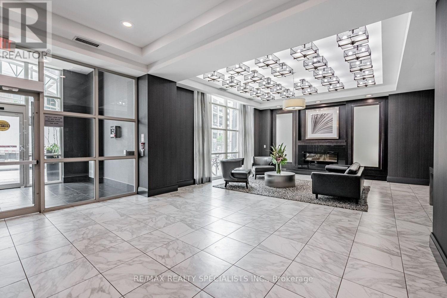 #301 125 WESTERN BATTERY ROAD - 30