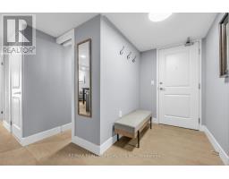 Foyer - 301 - 125 Western Battery Road, Toronto, ON M6K3R8 Photo 6