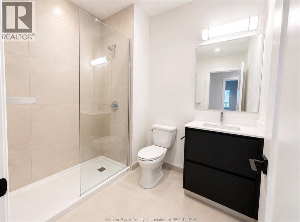 #207 4400 LAURIER PARKWAY - 14