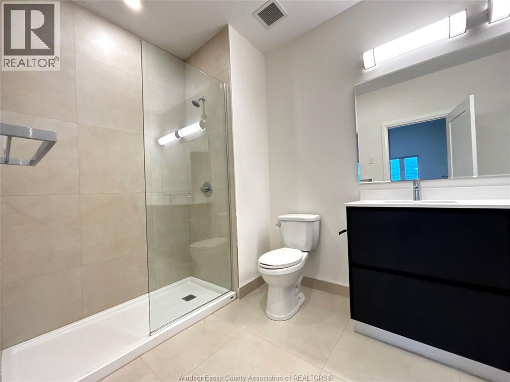 #207 4400 LAURIER PARKWAY - 23