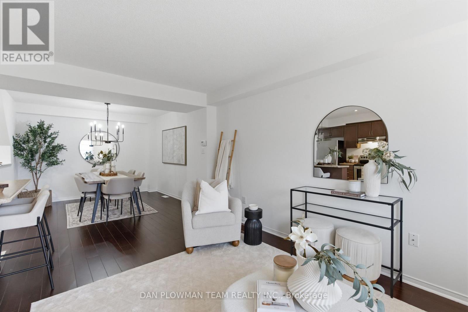 23 BLUNDEN ROAD - 6