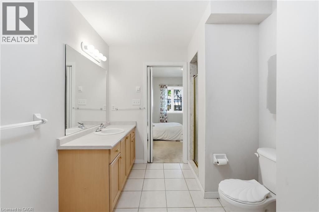 #41 212 STONEHENGE Drive - Image 19