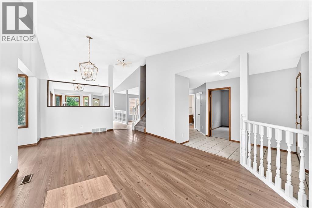 434 Millrise Drive SW - 12