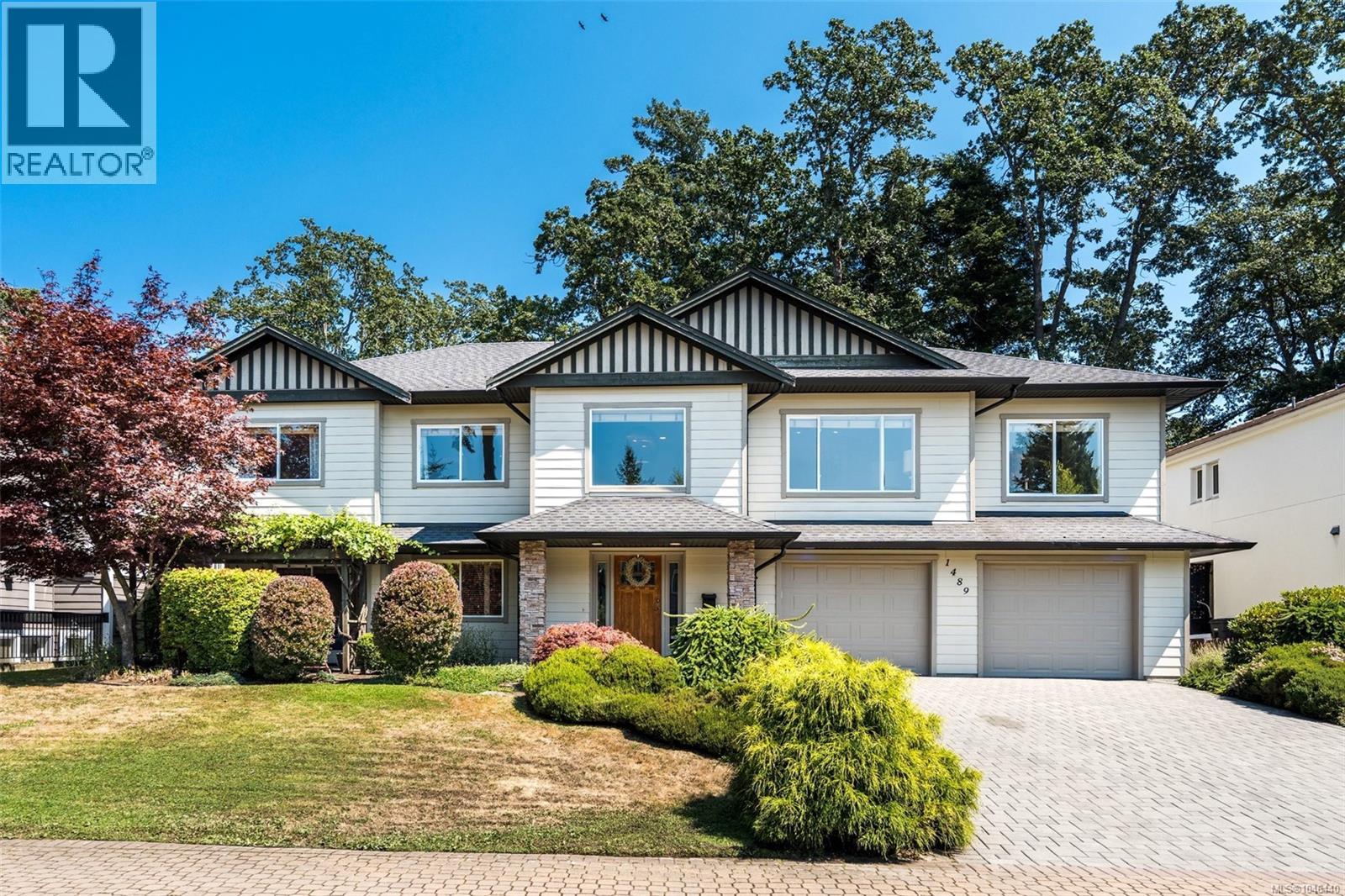  1489 Mt. Douglas Cross Road, Saanich