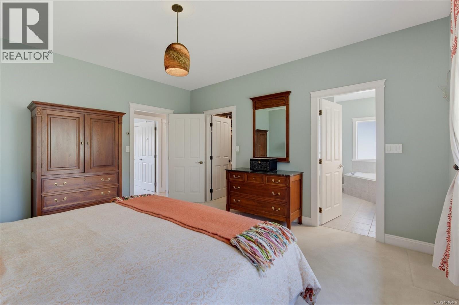  1489 Mt. Douglas Cross Road, Saanich
