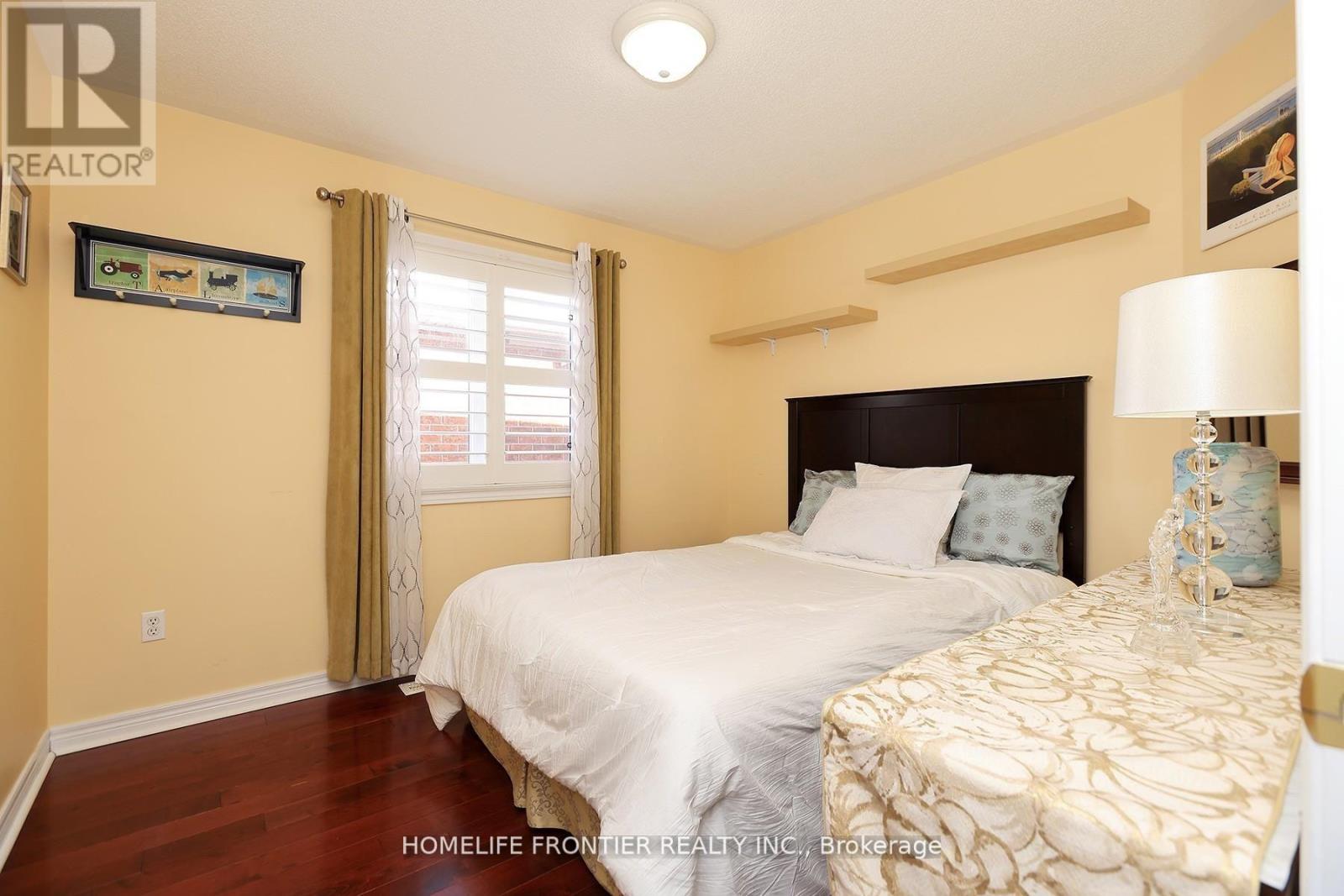 3213 ESCADA DRIVE - 15