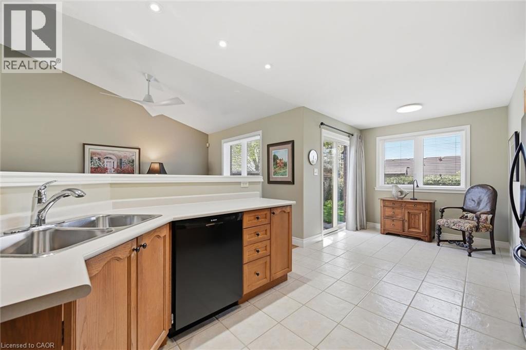 15 BAYSHORE Court - Image 12