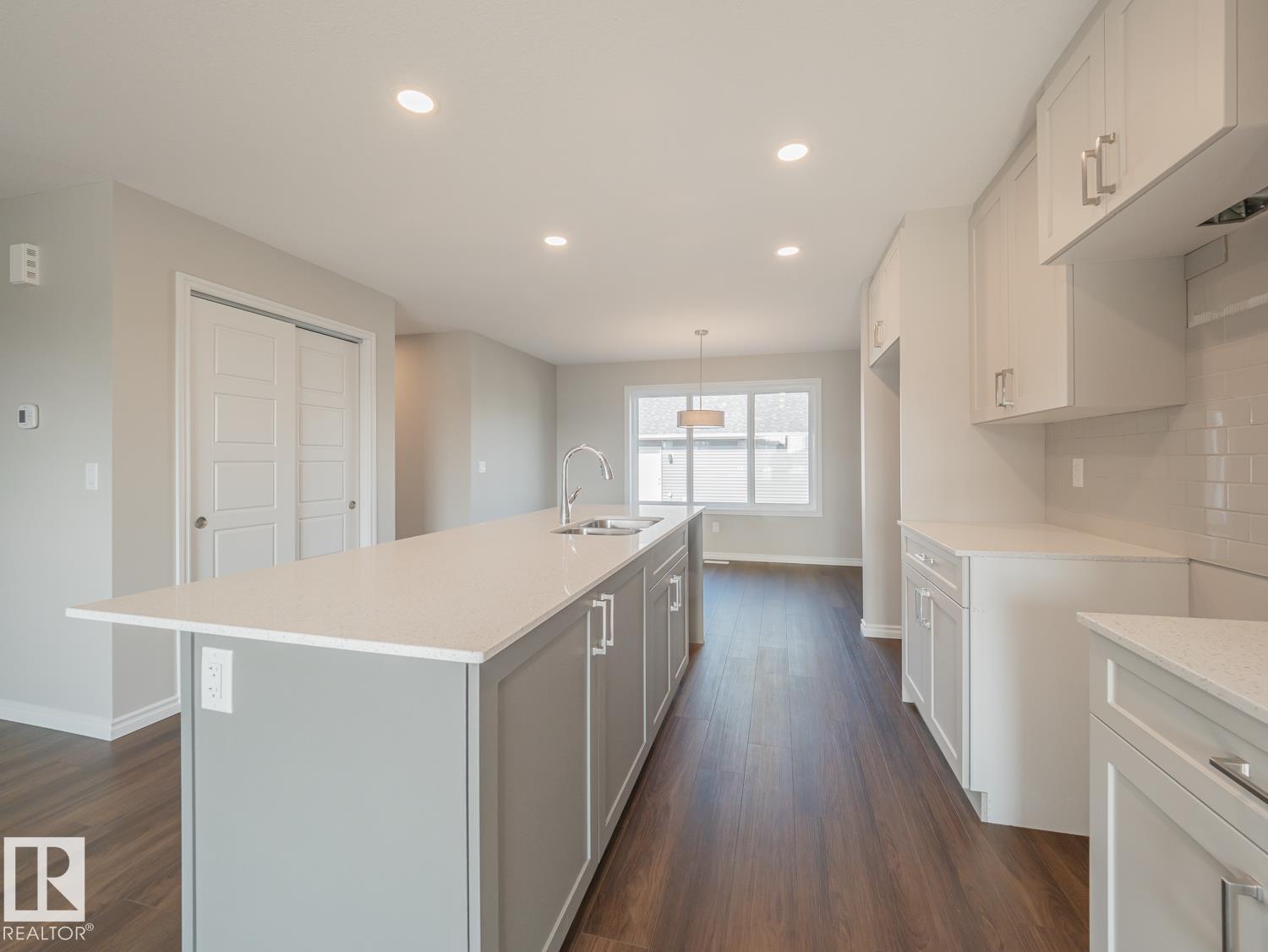 17662 69A ST NW - 14