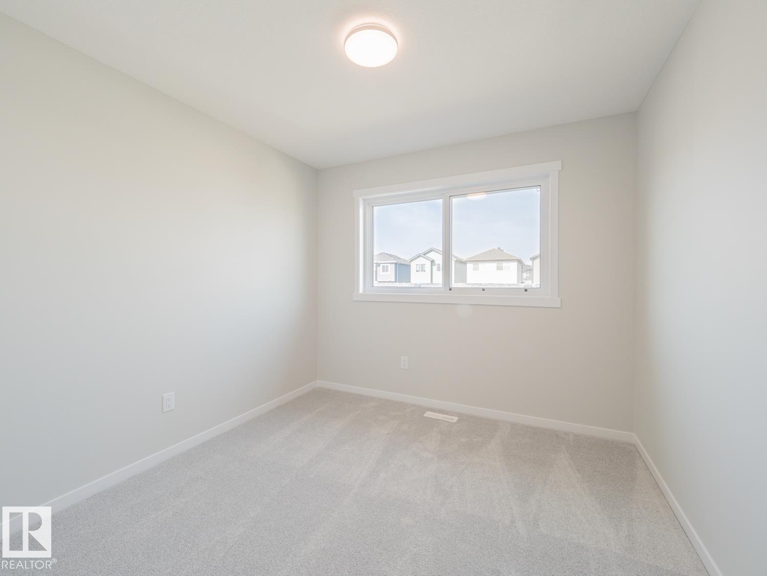17664 69A ST NW - 33