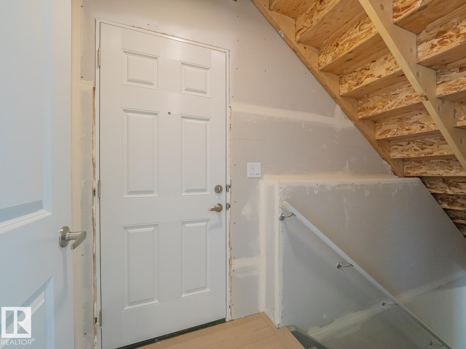 17664 69A ST NW - 36