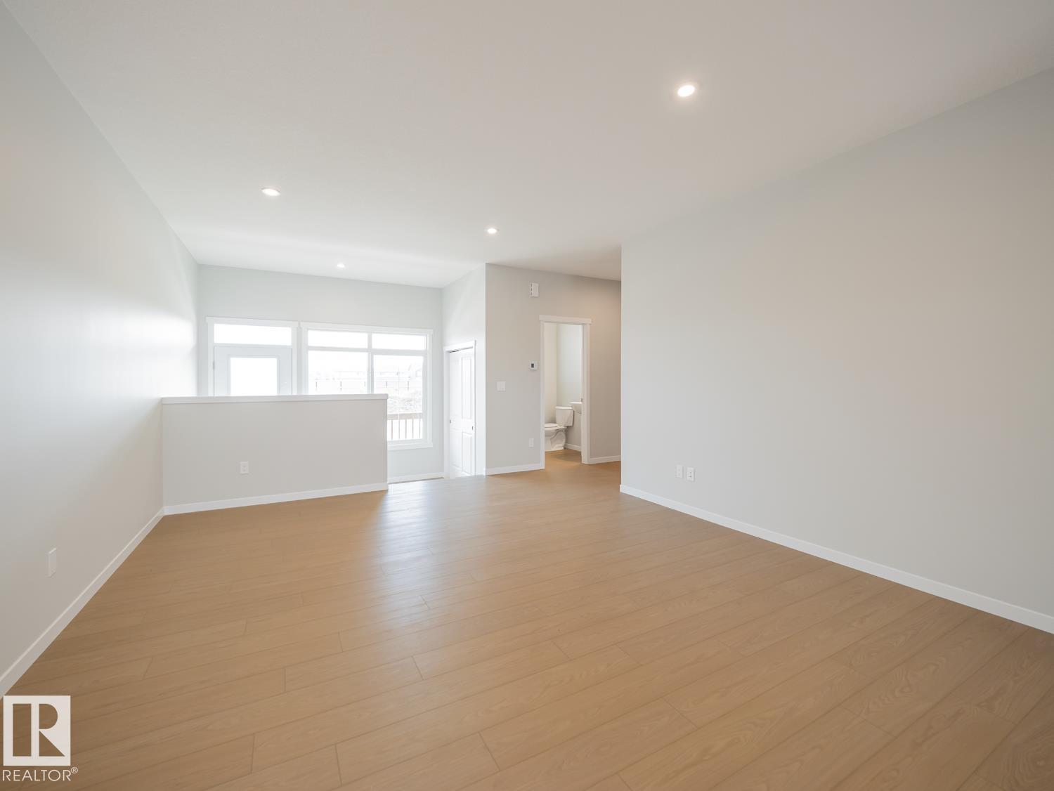 19604 30 AV NW - 9